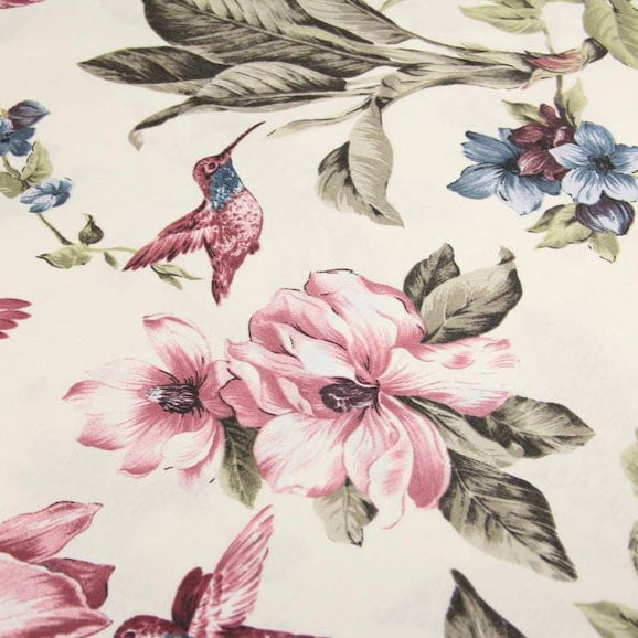 Tablecloth Hummingbird